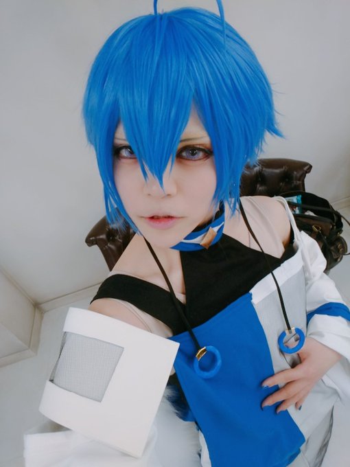 【コスプレ注意】前半「ボカロ」「ドラマダ」「鏡です!!!!!」後半「レイ」「今日は約ネバじゃない!!!!」「前半と後半足 【コスプレ注意】前半「ボカロ」「ドラマダ」「鏡です!!!!!」後半「レイ」「今日は約ネバじゃない!!!!」「前半と後半足