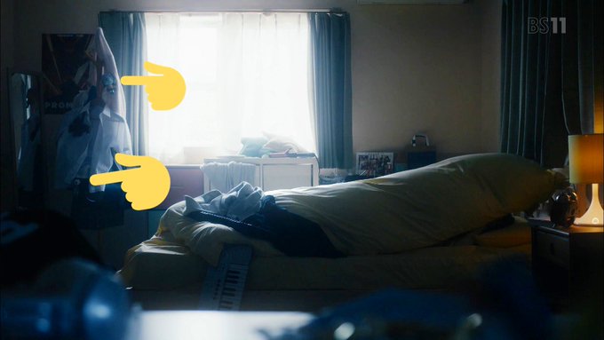 グリッドマンの実写パートのカバンに六花ママの目玉ピアス付いてるっての見て画像見たらルル子のミドリちゃんもおるやん_(:3 グリッドマンの実写パートのカバンに六花ママの目玉ピアス付いてるっての見て画像見たらルル子のミドリちゃんもおるやん_(:3