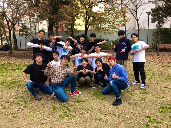 サビにて後輩で仲のいいブレイクダンスダンスチーム鶯谷デッドボールと後藤様にも協力してもらって踊りました!!【ドラゴン&ム サビにて後輩で仲のいいブレイクダンスダンスチーム鶯谷デッドボールと後藤様にも協力してもらって踊りました!!【ドラゴン&ム