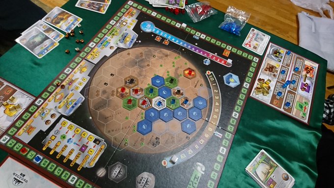 今日は友人三人でボードゲーム!テラフォーマーズ金星エリシウムプエルトリコカードゲーム支離滅裂アグリコラファミリーバージョ 今日は友人三人でボードゲーム!テラフォーマーズ金星エリシウムプエルトリコカードゲーム支離滅裂アグリコラファミリーバージョ