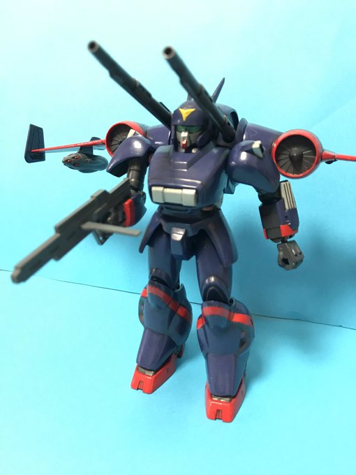 ドラグナー2 完成〜〜。いやはや、ティターンズブルー2 がはまってくれました。 ドラグナー2 完成〜〜。いやはや、ティターンズブルー2 がはまってくれました。