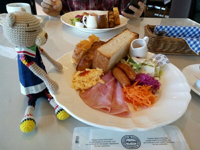 ちょっと!美味しそうなんでちけど!#バンバン#まめねこ ちょっと!美味しそうなんでちけど!#バンバン#まめねこ