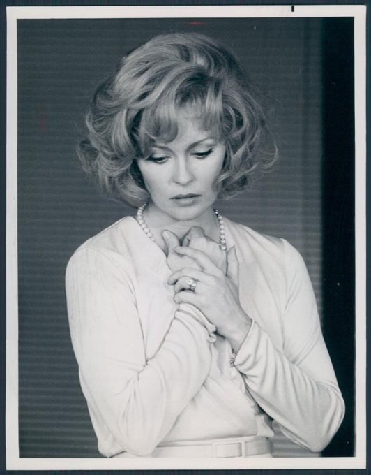 Faye Dunaway’s Birthday Celebration | HappyBday.to