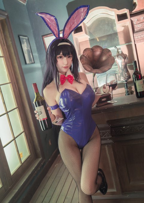 なんとフォロワー数が30000人を突破したわよぉ😉ありがとうございます❤️みんな、乾杯しましょう!🍾#冴えない彼女の育て なんとフォロワー数が30000人を突破したわよぉ😉ありがとうございます❤️みんな、乾杯しましょう!🍾#冴えない彼女の育て