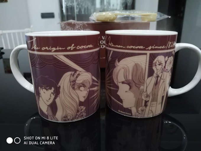 お湯を入れると絵が出てくるの!🥰💜速水真澄素晴らしいですね😍#バンホーテン190周年 #ガラスの仮面 お湯を入れると絵が出てくるの!🥰💜速水真澄素晴らしいですね😍#バンホーテン190周年 #ガラスの仮面