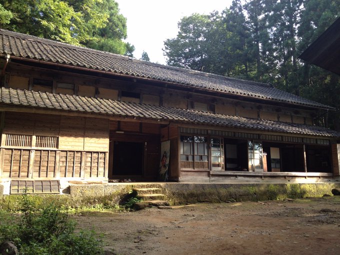 ちなみにおおかみこどもの家は富山にあります(*´ω`*) ちなみにおおかみこどもの家は富山にあります(*´ω`*)