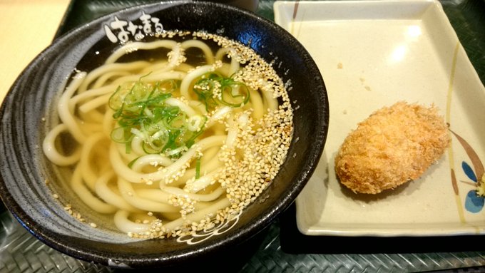 うどんの国の金色毛鞠を見たら、うどんが食べたくなったw期間限定でカキフライがあったよ♪大粒っ!o(^o^)o うどんの国の金色毛鞠を見たら、うどんが食べたくなったw期間限定でカキフライがあったよ♪大粒っ!o(^o^)o