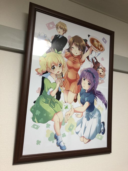 きらら展で注文した三者三葉の複製原画が届いた!めっちゃ良いですね…とりあえず手持ちにあった壁掛けフックと封入されてたヒモ きらら展で注文した三者三葉の複製原画が届いた!めっちゃ良いですね…とりあえず手持ちにあった壁掛けフックと封入されてたヒモ