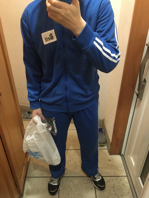 しまむらSideMコラボのBeitジャージと唸るレジ打ちおにぎりポーチの相性半端ないのでオススメです しまむらSideMコラボのBeitジャージと唸るレジ打ちおにぎりポーチの相性半端ないのでオススメです