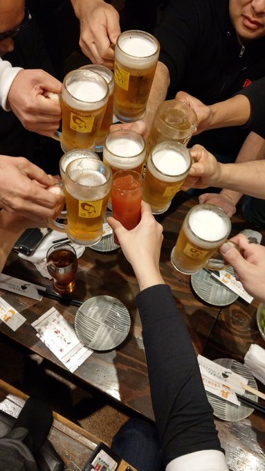 うどんの国の新年会はじまってます🍻#川上礼奈#うどんの国の住人13連番#今が食べ頃です うどんの国の新年会はじまってます🍻#川上礼奈#うどんの国の住人13連番#今が食べ頃です