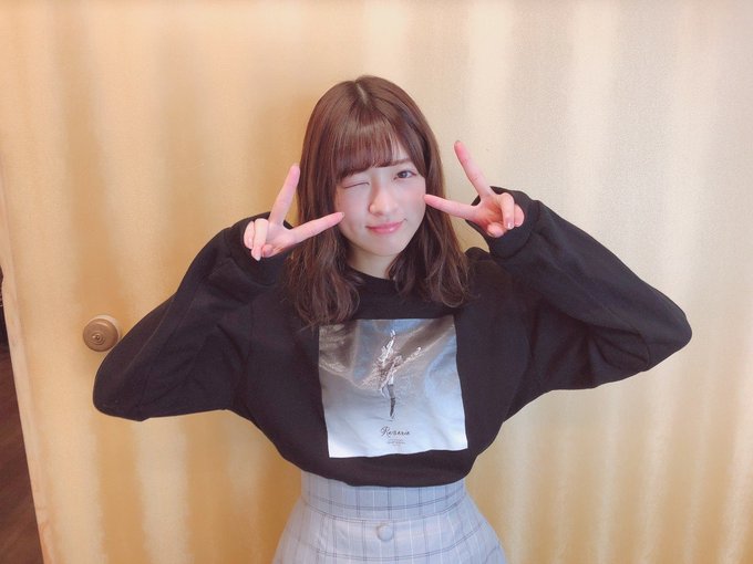 吉田綾乃C 3部俺「間違ってたらごめんけど紅白の時の位置、後列左から2人目やった?」綾「ん?んんん?んんん?いつの紅白? 吉田綾乃C 3部俺「間違ってたらごめんけど紅白の時の位置、後列左から2人目やった?」綾「ん?んんん?んんん?いつの紅白?