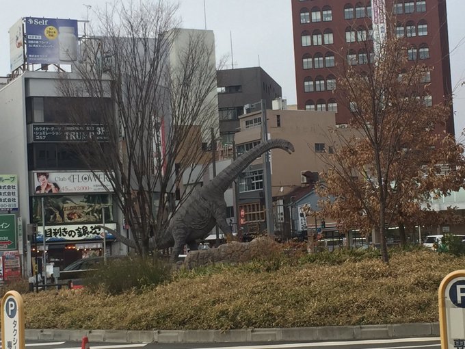 実は福井に行ってきたきっと知ってる人は少ないであろう伝説のアニメ「メガネブ!」の聖地(見てない)メガネの街。全部赤メガネ 実は福井に行ってきたきっと知ってる人は少ないであろう伝説のアニメ「メガネブ!」の聖地(見てない)メガネの街。全部赤メガネ