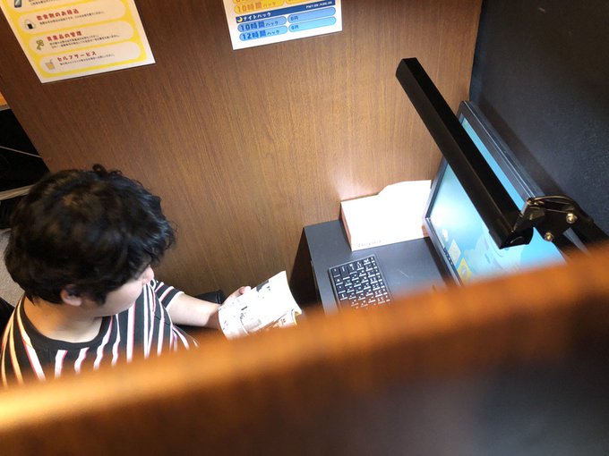 【インテリアDIY】自分の部屋をネットカフェに改造したら、至高のくつろぎ空間ができた | Relife mode(リライ 【インテリアDIY】自分の部屋をネットカフェに改造したら、至高のくつろぎ空間ができた | Relife mode(リライ