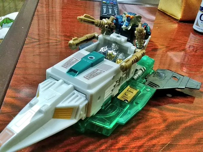 ビーストサーガ、ミクロマンクラスタにこそ触ってみてほしい玩具ではあるねぇ。 ビーストサーガ、ミクロマンクラスタにこそ触ってみてほしい玩具ではあるねぇ。