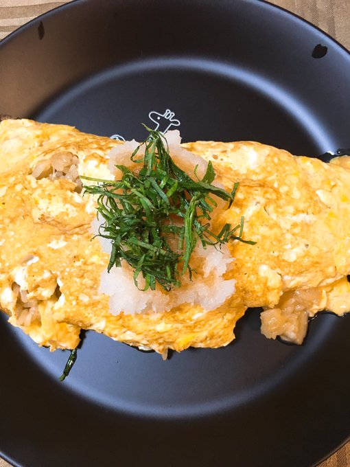 かくりよの宿飯の和風オムライス。オムライスってどうやったら上手く包めるの??味は美味しかったです(•‿•)#かくりよの宿 かくりよの宿飯の和風オムライス。オムライスってどうやったら上手く包めるの??味は美味しかったです(•‿•)#かくりよの宿