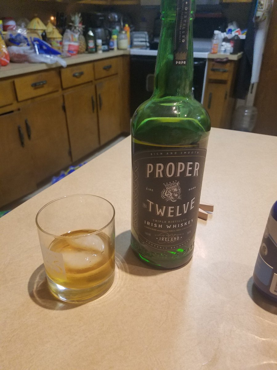 RT @PeersJustin: @TheNotoriousMMA @ProperWhiskey
Loving the Proper 12, damn fine whiskey https://t.co/XHg2n1jnm8