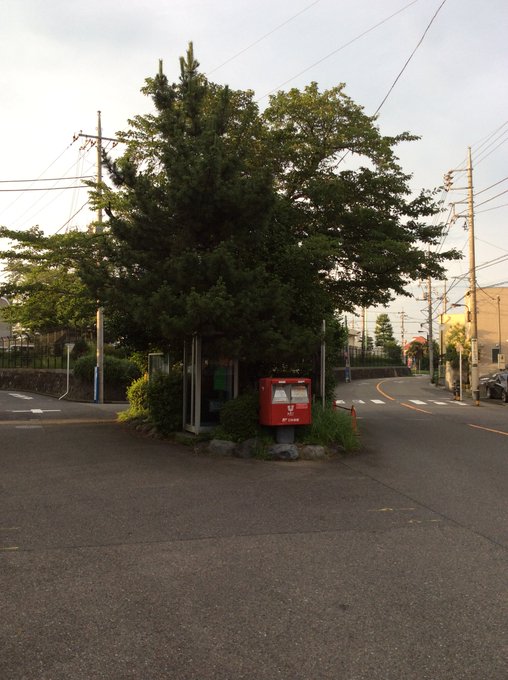 #耳をすませば の聖地巡礼をすると #一週間フレンズ の聖地も巡礼できておトク。 #耳をすませば の聖地巡礼をすると #一週間フレンズ の聖地も巡礼できておトク。