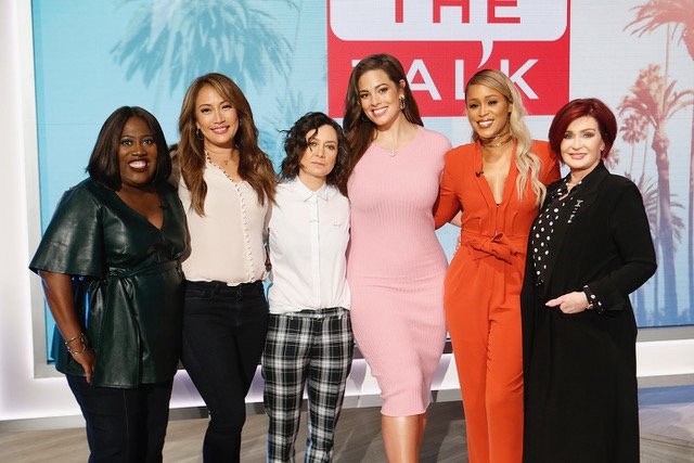 So much fun being on @TheTalkCBS! It's live on TV now, tune in to watch! ???? https://t.co/wszrjtbJNI