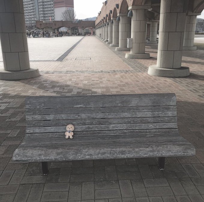 ハルチカ行ってきた。大きいの持ってきてないから小さいハルタ座らせた。 ハルチカ行ってきた。大きいの持ってきてないから小さいハルタ座らせた。