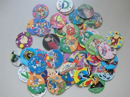 ルール良く分からないまま遊んでた二大巨頭。ビーダマンとメガタゾ。 ルール良く分からないまま遊んでた二大巨頭。ビーダマンとメガタゾ。
