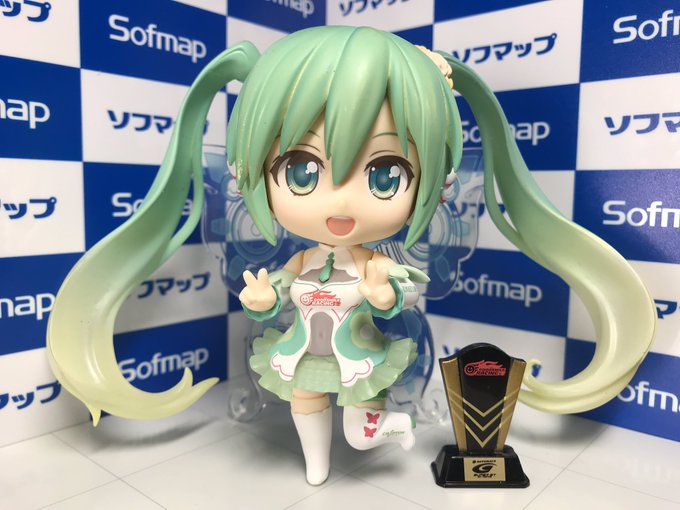 #深夜の初音ミク撮影60分一本勝負11/13のお題「ぴーす」(遅刻)「ピース」といったらレーシングミク2017ちゃん‼️ #深夜の初音ミク撮影60分一本勝負11/13のお題「ぴーす」(遅刻)「ピース」といったらレーシングミク2017ちゃん‼️