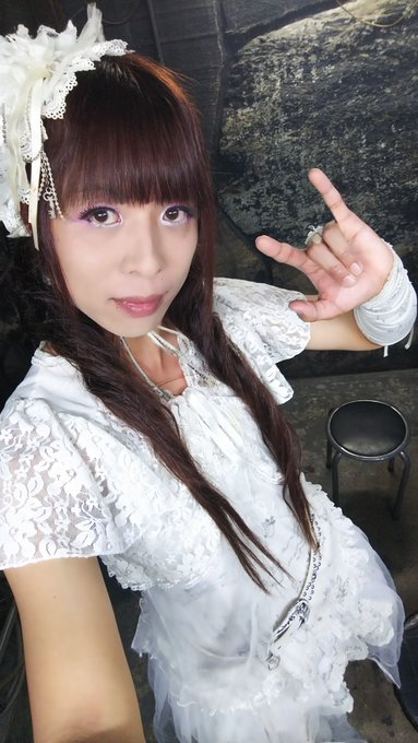 惡の華ライブ。お疲れ様でした。改めてレイさんお誕生日おめでとう。後日改めてYouTubeに。ライブの動画配信しますね。み 惡の華ライブ。お疲れ様でした。改めてレイさんお誕生日おめでとう。後日改めてYouTubeに。ライブの動画配信しますね。み
