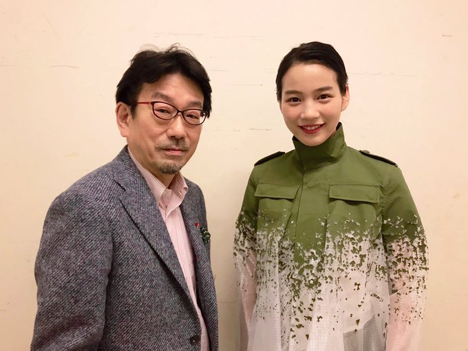 #のんちゃん #この世界の片隅に広島ののんちゃんの服あ、これはウルトラマンのテレポーテーション・・・😅 #のんちゃん #この世界の片隅に広島ののんちゃんの服あ、これはウルトラマンのテレポーテーション・・・😅