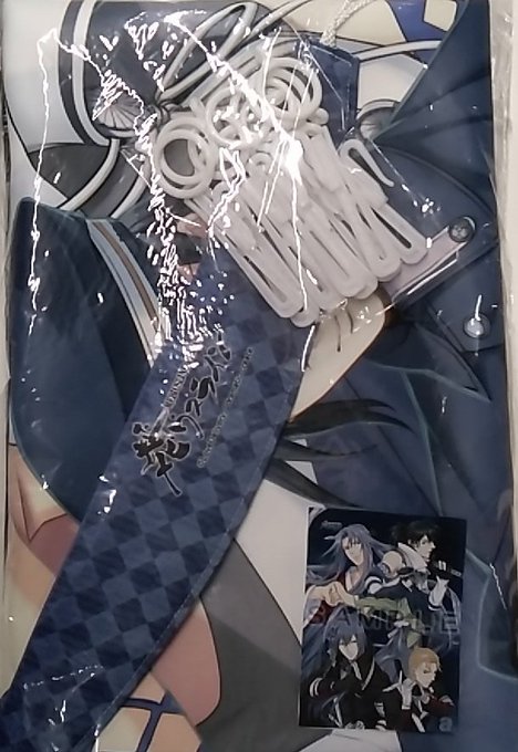 『大正メビウスライン』のカーテンです✨のれんよりも更に大きい……これは自室にこっそり(がっつり)つけるしかありませんね😃 『大正メビウスライン』のカーテンです✨のれんよりも更に大きい……これは自室にこっそり(がっつり)つけるしかありませんね😃