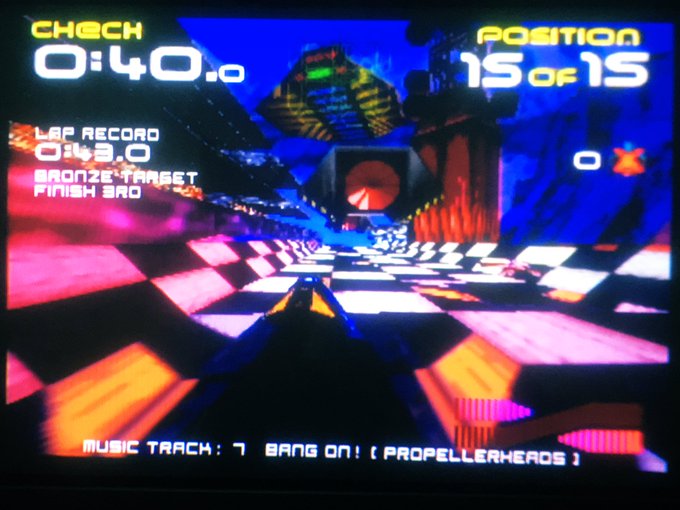 ワイプアウト64もバッチリ!日本の64で海外(NTSC)のソフトを動かすには1.アダプターかます2.カセット背面を日本の ワイプアウト64もバッチリ!日本の64で海外(NTSC)のソフトを動かすには1.アダプターかます2.カセット背面を日本の