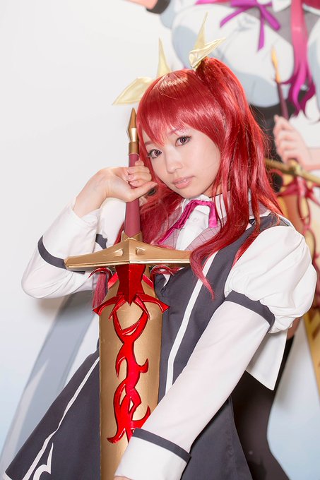 すわわから落第騎士の英雄譚の名前がでてくるとは!そういえば、まゆちん先生(@__mayu719__)がステラのコスでコミ すわわから落第騎士の英雄譚の名前がでてくるとは!そういえば、まゆちん先生(@__mayu719__)がステラのコスでコミ
