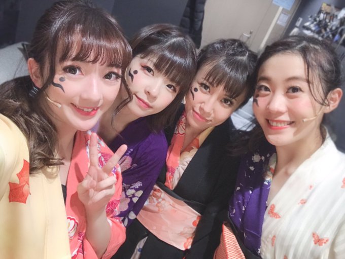 5公演目ありがとうございました☯️ブルズ女子たちと💕それぞれ違う衣装、全部素敵👘✨明日はマチソワ!よろしくお願いします! 5公演目ありがとうございました☯️ブルズ女子たちと💕それぞれ違う衣装、全部素敵👘✨明日はマチソワ!よろしくお願いします!