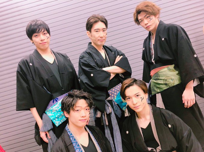 ミュージカル封神演義5公演目!本日もご来場誠に有難うございました🙇♂️男子アンサンブルで😎 ミュージカル封神演義5公演目!本日もご来場誠に有難うございました🙇♂️男子アンサンブルで😎