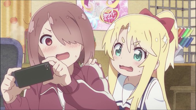 幼女に"私とあの子どっちの方が可愛い?"と聞かれたら、「苺ましまろ」の伊藤伸恵なんかは曖昧にお茶を濁すだろうけどこの女は 幼女に"私とあの子どっちの方が可愛い?"と聞かれたら、「苺ましまろ」の伊藤伸恵なんかは曖昧にお茶を濁すだろうけどこの女は