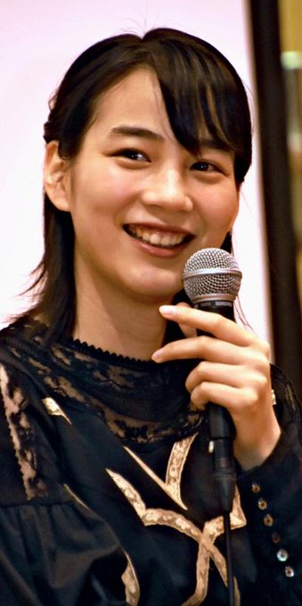 映画「この世界の片隅に」を語るのんさん=16日、大宜味村#のん #能年玲奈 #この世界の片隅に #いくつもの片隅に #や 映画「この世界の片隅に」を語るのんさん=16日、大宜味村#のん #能年玲奈 #この世界の片隅に #いくつもの片隅に #や