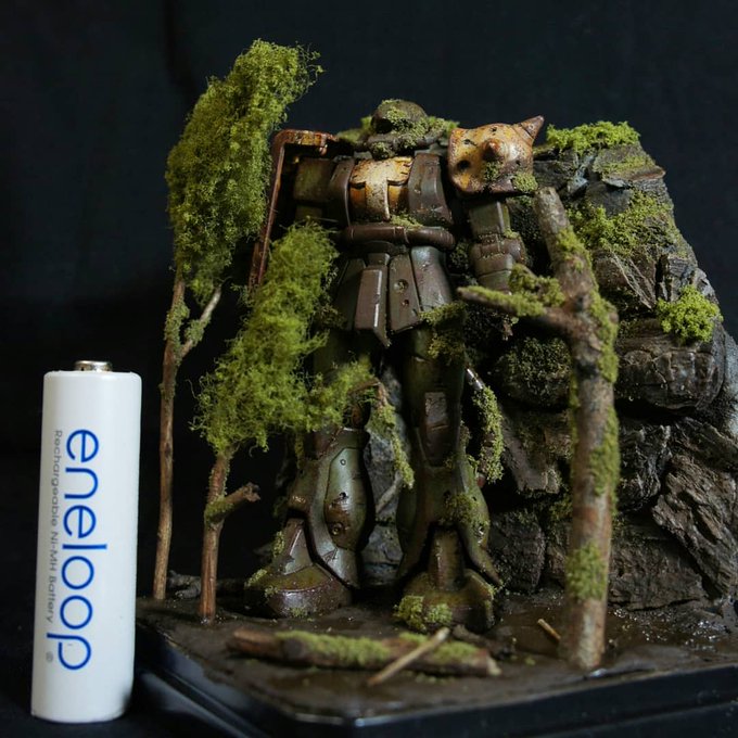 同僚に貰った日清ザクを貰った本人に見せたら『ラピュタのロボット兵みたい』と言われました。、、、最高の褒め言葉だな❗❗(キ 同僚に貰った日清ザクを貰った本人に見せたら『ラピュタのロボット兵みたい』と言われました。、、、最高の褒め言葉だな❗❗(キ