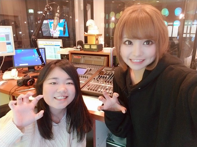 ラジオ #BFM791 「フランチェスカの #ピンク中毒 」418回目の放送ありがとうございました💕 スタジオ前に差し入 ラジオ #BFM791 「フランチェスカの #ピンク中毒 」418回目の放送ありがとうございました💕 スタジオ前に差し入