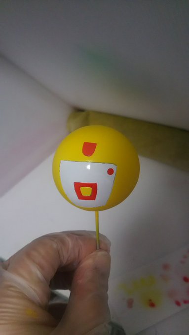 ペボッチョくん、リタッチ以外すべてマスキング&エアブラシ塗装縛りで塗り始めました。筆で塗りたい気持ちがあふれてた ペボッチョくん、リタッチ以外すべてマスキング&エアブラシ塗装縛りで塗り始めました。筆で塗りたい気持ちがあふれてた