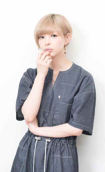 【独占有名人インタビュー: #最上もが (前編)】少女漫画だけじゃなくて、少年誌や青年誌も読み漁っていたという最上さんと 【独占有名人インタビュー: #最上もが (前編)】少女漫画だけじゃなくて、少年誌や青年誌も読み漁っていたという最上さんと