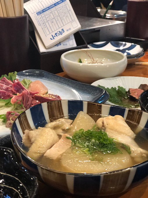 大阪 十三駅 の#小だるま さんでハツやレバ刺しも入った鳥尽くし!🐔出張スタッフ曰く、鳥の肝刺しが格安だからできちゃう反 大阪 十三駅 の#小だるま さんでハツやレバ刺しも入った鳥尽くし!🐔出張スタッフ曰く、鳥の肝刺しが格安だからできちゃう反