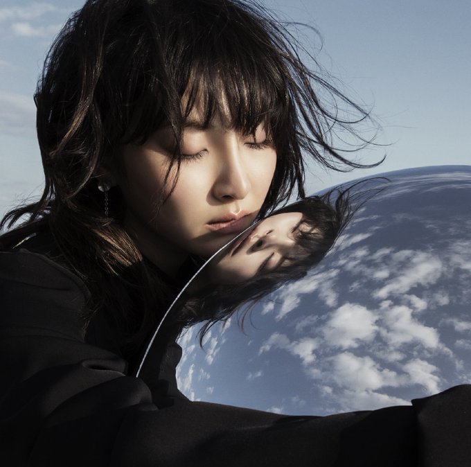 /TSUTAYA限定特典決定🎉\【家入レオさん】15th Single「この世界で」のリリースを記念してTSUTAYA限 /TSUTAYA限定特典決定🎉\【家入レオさん】15th Single「この世界で」のリリースを記念してTSUTAYA限