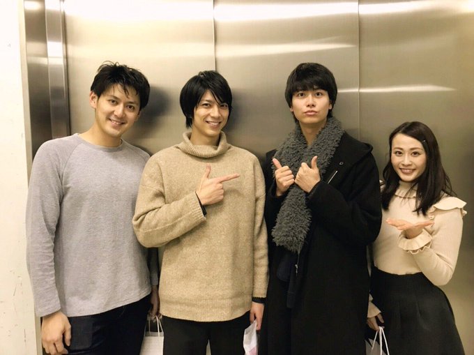 「妖怪アパートの幽雅な日常」観劇。コマの美しさが際立ってました。スカピンでお世話になった佐々木崇さん。僕の初舞台でもお世 「妖怪アパートの幽雅な日常」観劇。コマの美しさが際立ってました。スカピンでお世話になった佐々木崇さん。僕の初舞台でもお世