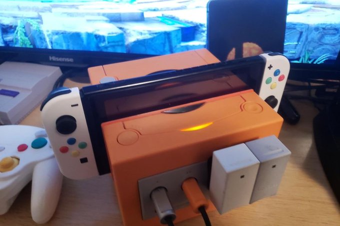 強引すぎてワロタThis Nintendo Switch Gamecube dock mod even has work 強引すぎてワロタThis Nintendo Switch Gamecube dock mod even has work