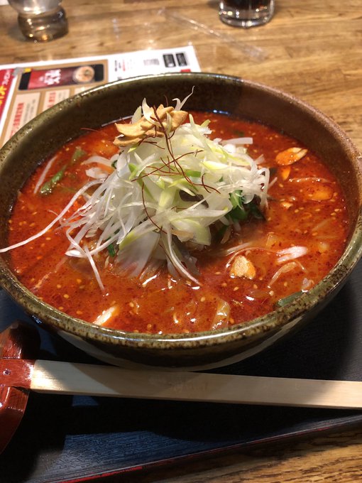 今夜は気分がいいので近所のラーメン屋さんに娘達とトトロを歌いながらきました♬歩くと娘が小さい時に歌いながら良く歩いたので 今夜は気分がいいので近所のラーメン屋さんに娘達とトトロを歌いながらきました♬歩くと娘が小さい時に歌いながら良く歩いたので