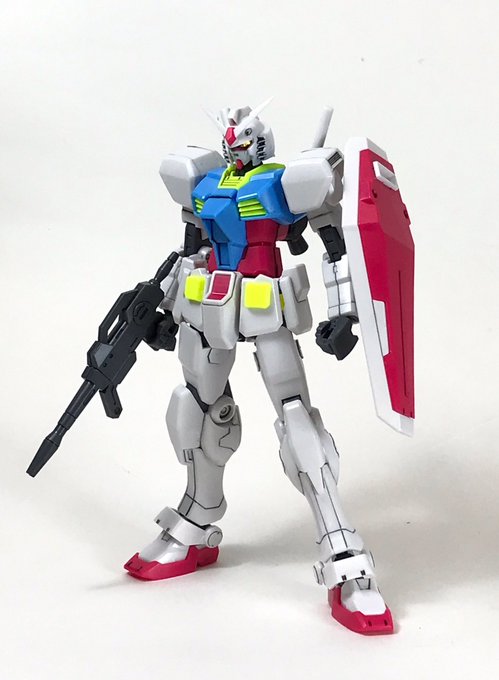 GBN-ベースガンダム組みました。成型色が面白い色してるので、スミ入れを黒ではっきり出しただけでトップコートも吹いてませ GBN-ベースガンダム組みました。成型色が面白い色してるので、スミ入れを黒ではっきり出しただけでトップコートも吹いてませ