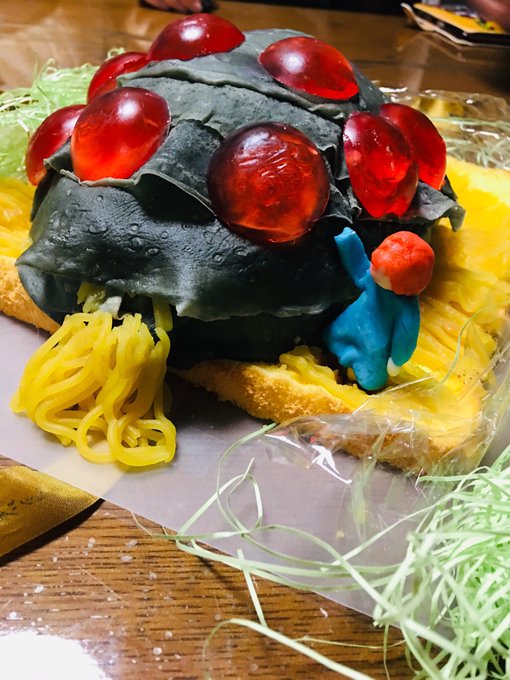 誕生日明日やけどケーキ🎂王蟲ダァ〜ナウシカもいる♡ 誕生日明日やけどケーキ🎂王蟲ダァ〜ナウシカもいる♡