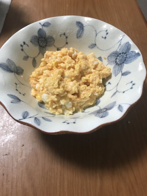 ということで、夜は、激ウマラザニア定食(๑>◡<๑)特製たまごっちと、カニちゃん付き🦀(๑>◡< ということで、夜は、激ウマラザニア定食(๑>◡<๑)特製たまごっちと、カニちゃん付き🦀(๑>◡<