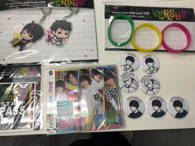 SparQlewの最新グッズやアルバムが入荷🥰VERSUSのシリコンバンドやアクキーも入荷しておりますよ~!!!在庫切れ SparQlewの最新グッズやアルバムが入荷🥰VERSUSのシリコンバンドやアクキーも入荷しておりますよ~!!!在庫切れ