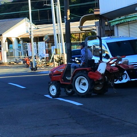 ガアァァーーーーーーーーーーー🐶なんですか!この「ばくおん」!👴なんや!うぉ!赤きサイクロン!駅に向かってるぞ…曲がった ガアァァーーーーーーーーーーー🐶なんですか!この「ばくおん」!👴なんや!うぉ!赤きサイクロン!駅に向かってるぞ…曲がった