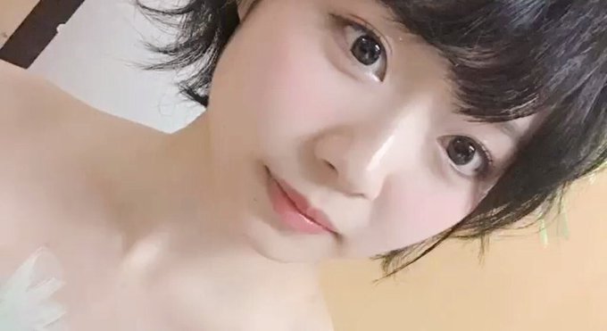 カンタータではウチワとかペンライトがOKでさ、お客さんも一緒にうぇーいってできて。薄桜鬼ではしっかりと芝居!っていう舞台 カンタータではウチワとかペンライトがOKでさ、お客さんも一緒にうぇーいってできて。薄桜鬼ではしっかりと芝居!っていう舞台
