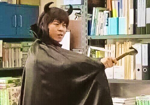 博物館の特別展PRのための磯崎さんのコスプレ「イソドン」ドラマだからではなく、地元の博物館でも、特別展があると学芸員さん 博物館の特別展PRのための磯崎さんのコスプレ「イソドン」ドラマだからではなく、地元の博物館でも、特別展があると学芸員さん